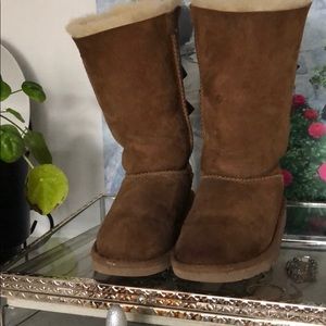 Uggs - Little girl sz 13